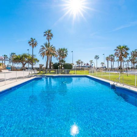 Sunny Seaside Apartment Arroyo De La Miel Bagian luar foto