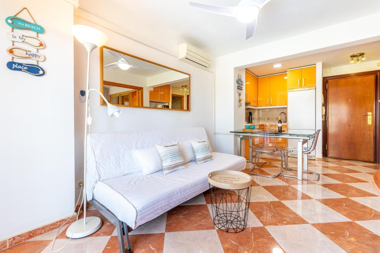 Sunny Seaside Apartment Arroyo De La Miel Bagian luar foto
