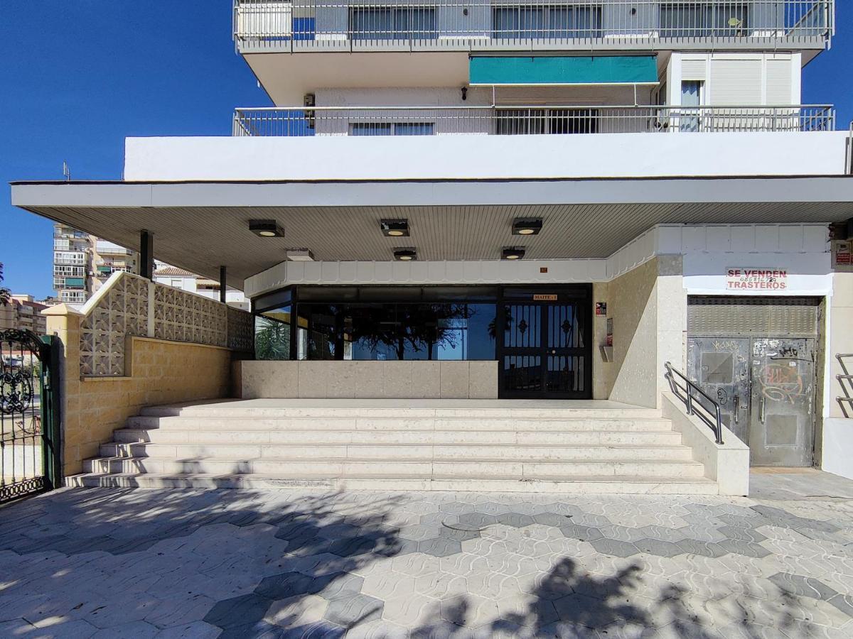 Sunny Seaside Apartment Arroyo De La Miel Bagian luar foto